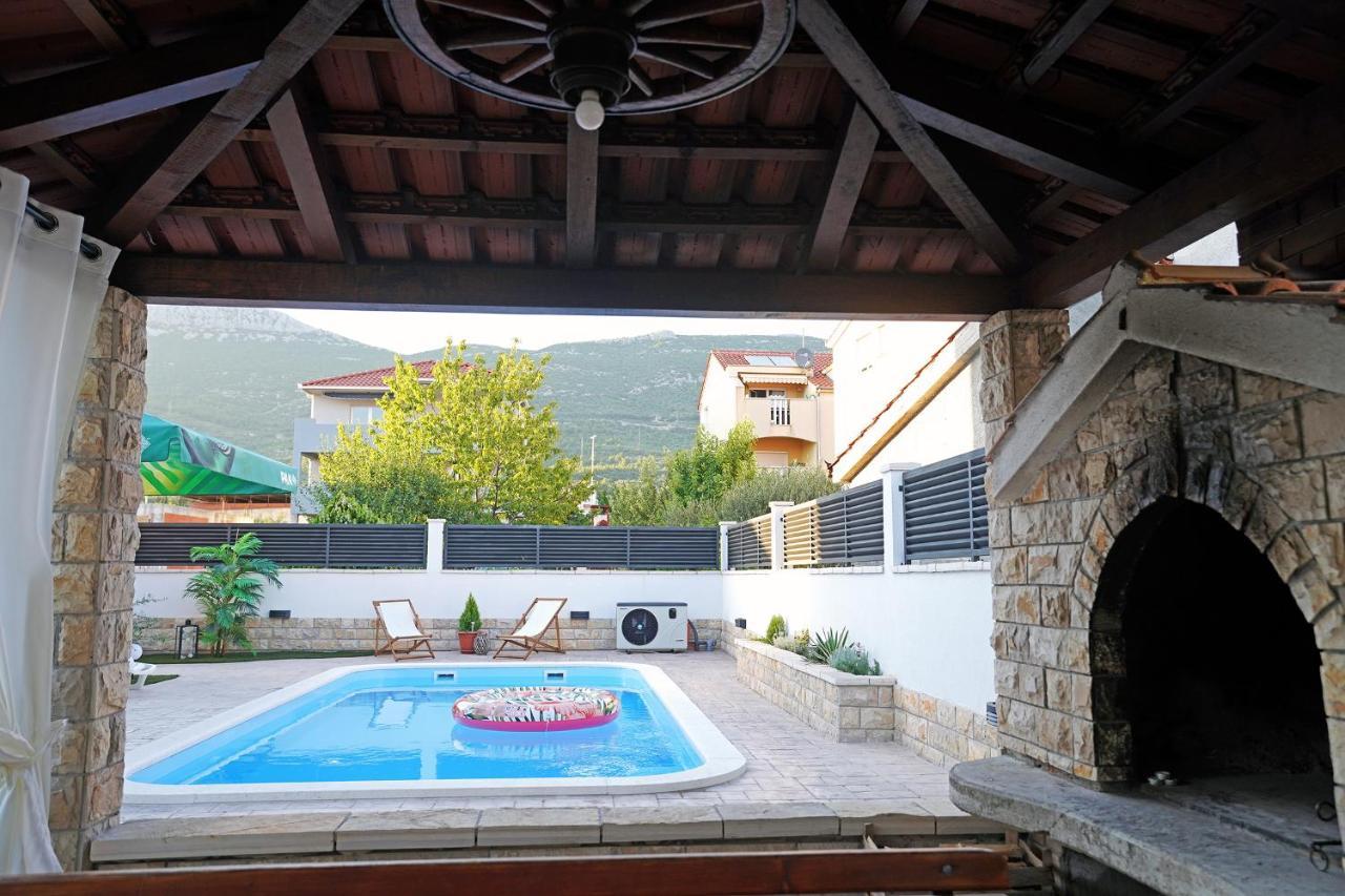 Villa Tago With Heated New Pool Kaštela Buitenkant foto